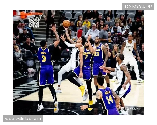 广州篮球队与上海篮球队赛后复盘分析及比赛经验总结